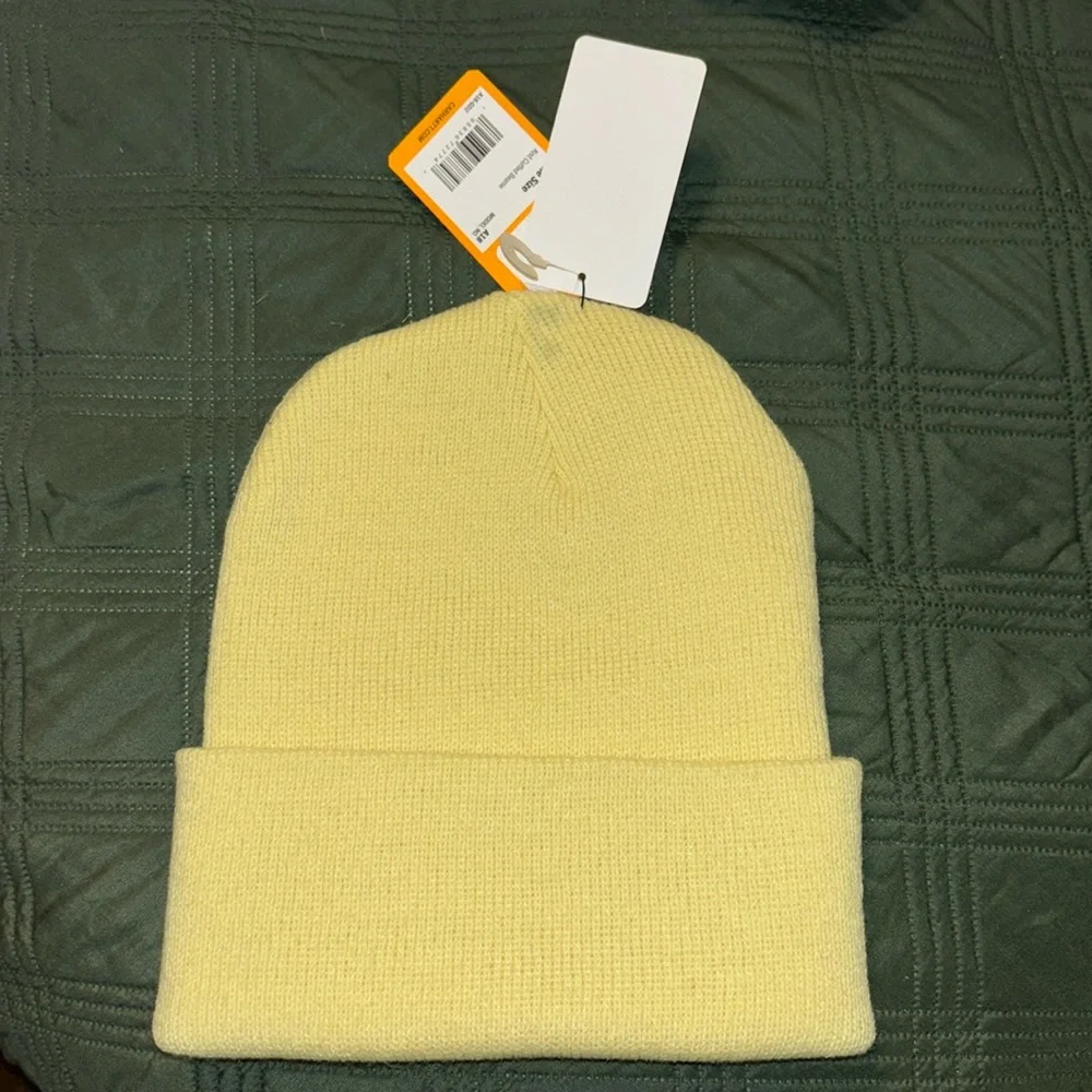 Carhartt | Fold Over Front Logo Light Yellow  Beanie | One Size - Picture 2 of 2